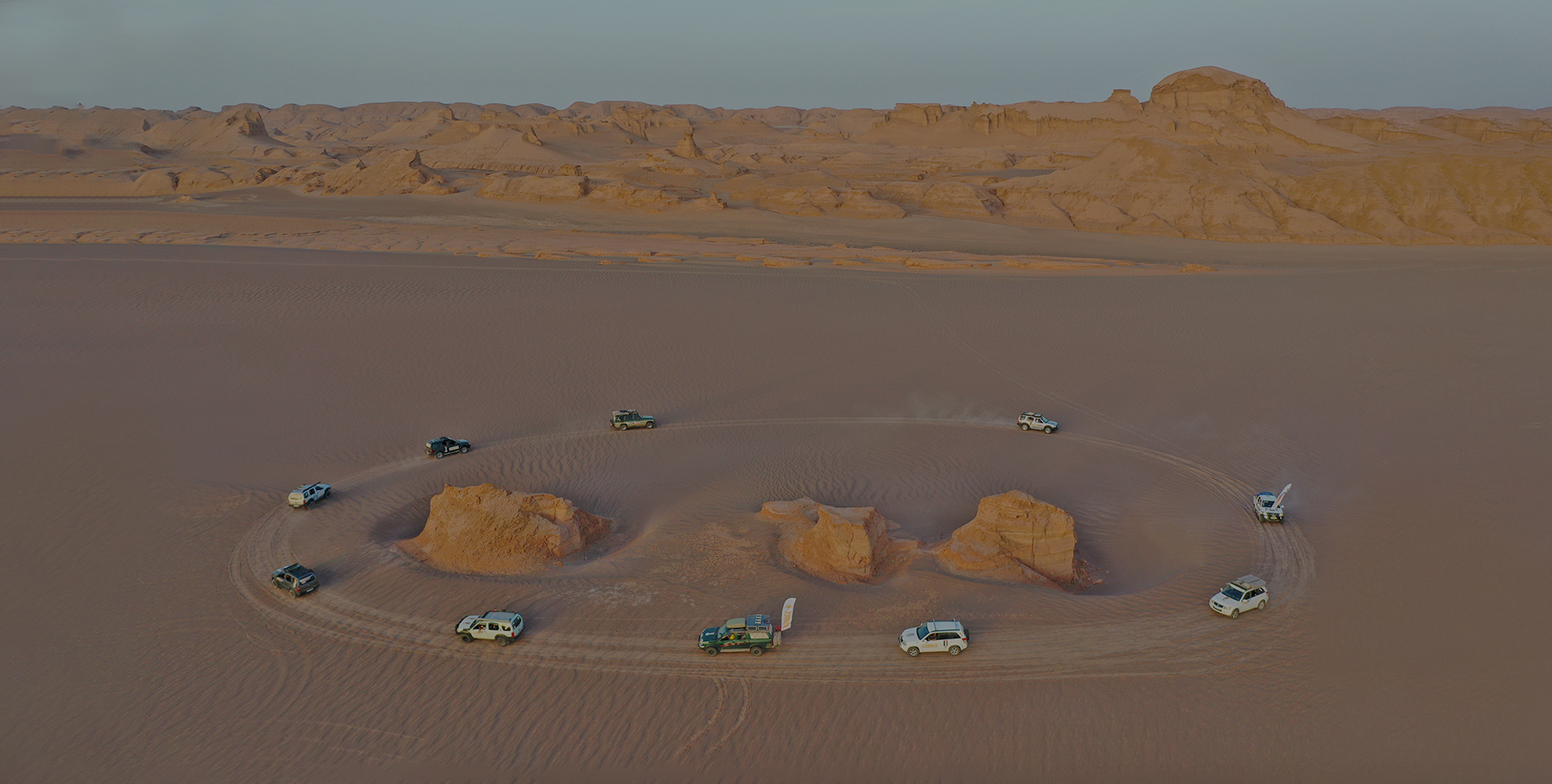 یک سفر، صد انگیزه!